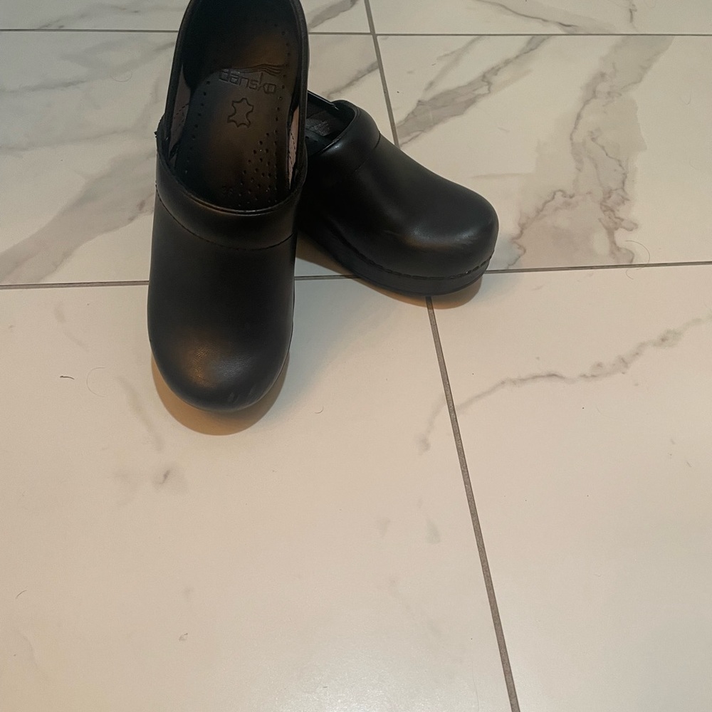 Dansko size 36